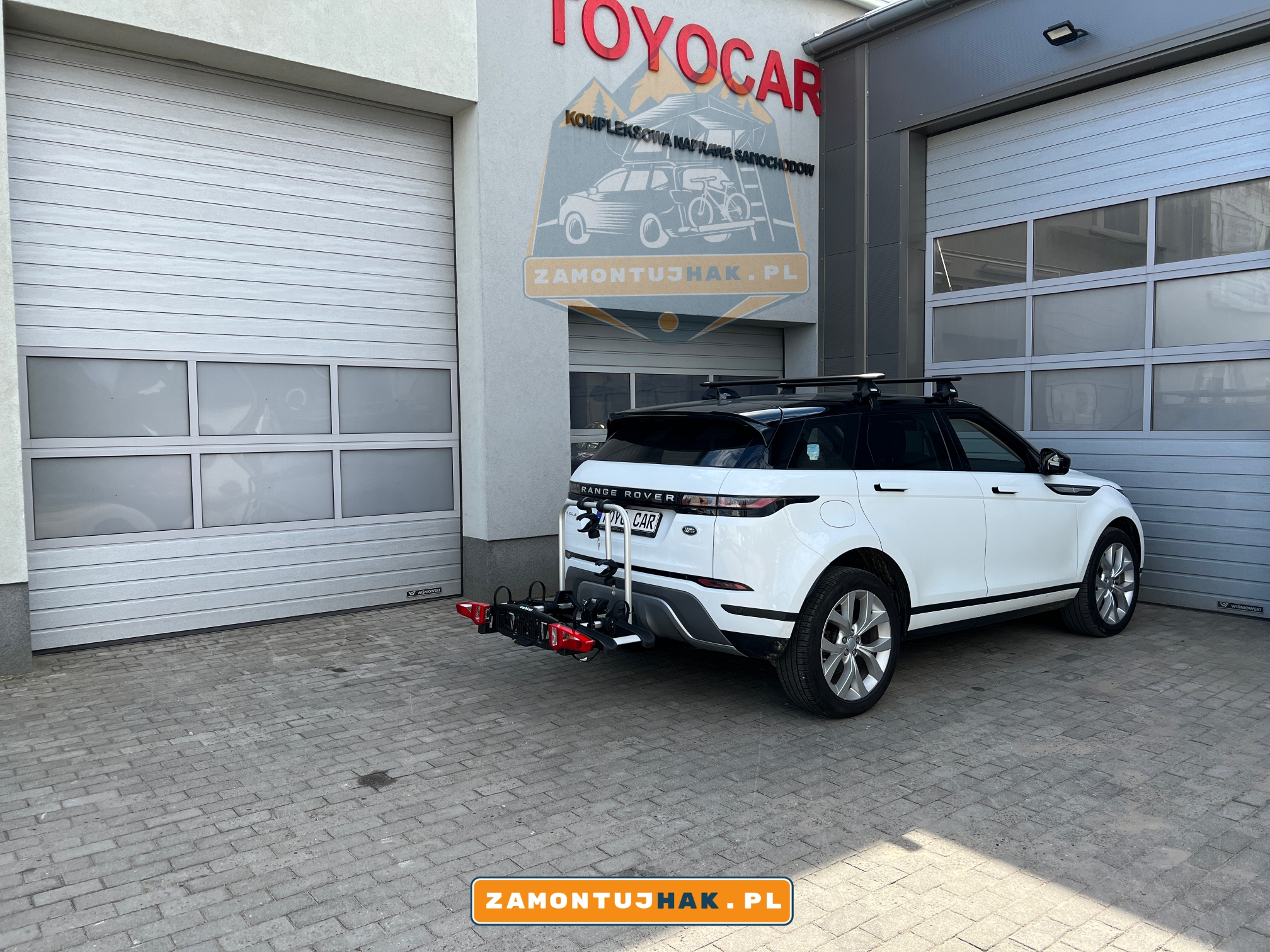 Mercedes GLC with Uebler i21 Bike Rack - Secure and Stylish Transportation